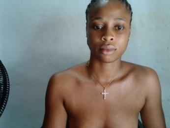 Creamyjuice webcam model stream image