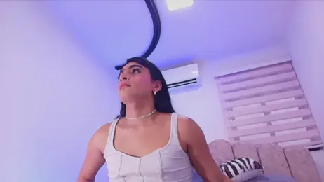 Malaia_thompson_ webcam model stream image