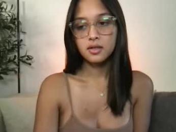 ur_mija_veronica webcam model stream image