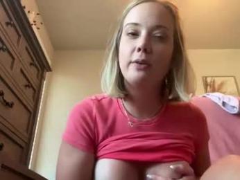 leanneluxecouple webcam model stream image