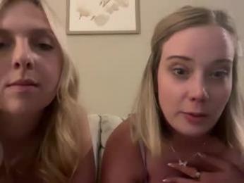 leanneluxecouple webcam model stream image