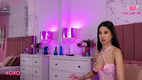 LaraKent webcam stripchat model stream image