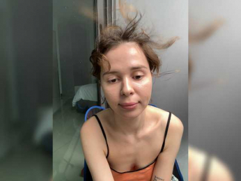 thechloee webcam model stream image