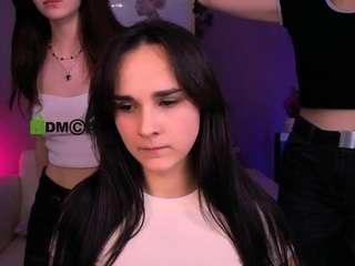 mikameovv webcam model stream image