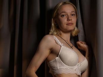 CharlieFenniman webcam model stream image