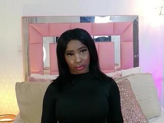 Nia Williams webcam model stream image