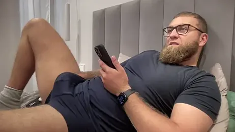 Bear_bear_ webcam model stream image