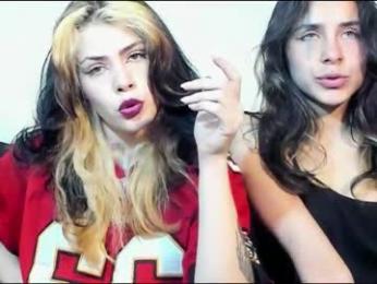 riley_colors webcam model stream image