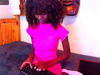 Natussi webcam model stream image