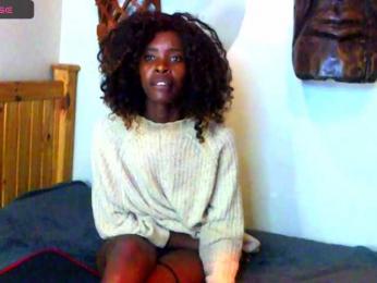 Natussi webcam model stream image