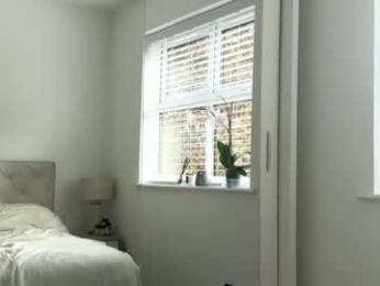 rosebella_ webcam model stream image