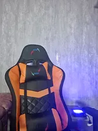 Valentinne_z webcam model stream image