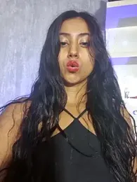 Valentinne_z webcam model stream image