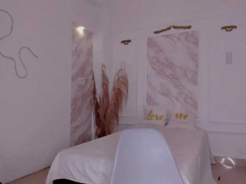 Pamela-78 webcam model stream image