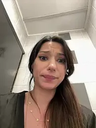 -_MiaQueen_- webcam stripchat model stream image