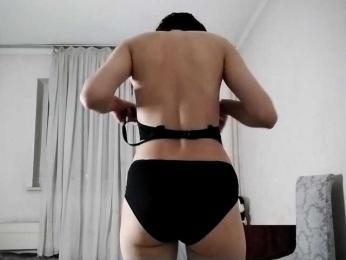 UrSweetieLeigh webcam model stream image