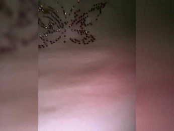 Chikipikin webcam model stream image
