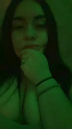 Issiddora webcam model stream image