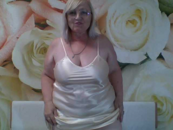 Beatris-K webcam model stream image