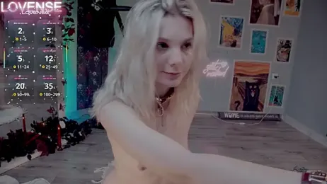 Careful_i_bite webcam stripchat model stream image