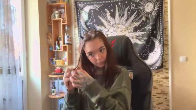 MelvinLum webcam cam4 model stream image