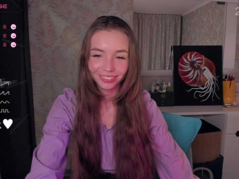 YonaBones webcam model stream image