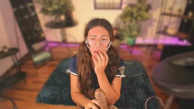 littleslutvhot webcam model stream image