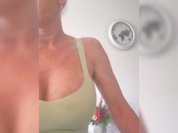 MiaHot webcam model stream image