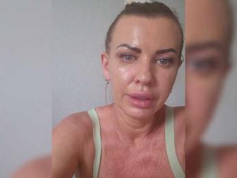 MiaHot webcam model stream image