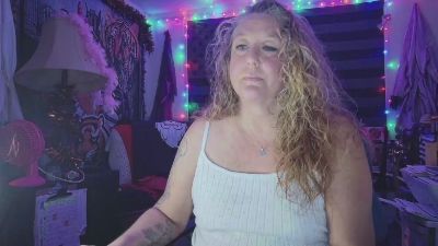 RedYeag webcam model stream image
