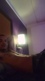ToTrue87 webcam model stream image
