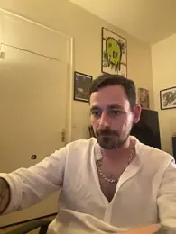 defbond420 webcam model stream image