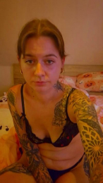 Milfslips webcam model stream image