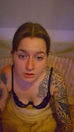 Milfslips webcam cam4 model stream image