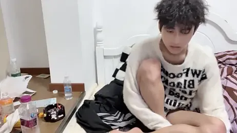 yangyang-2563 webcam model stream image