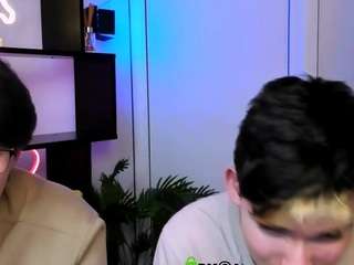 azen-rush webcam model stream image