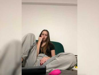 Kisacka webcam model stream image