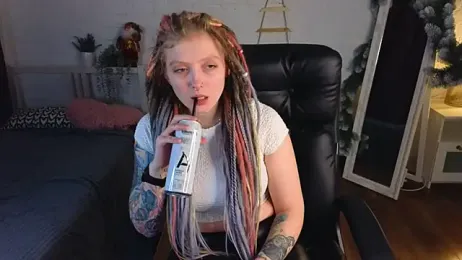 Kiki_shay webcam model stream image