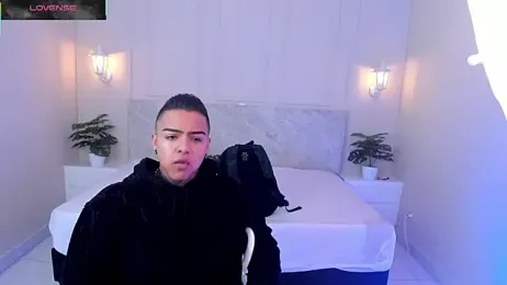 MaxSteel98 webcam model stream image