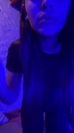 1975Nicole webcam model stream image