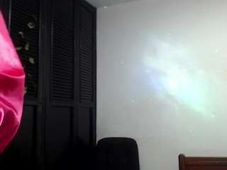 rav3nnn webcam model stream image