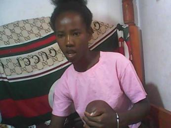 Sexy-Sarah webcam bongacams model stream image