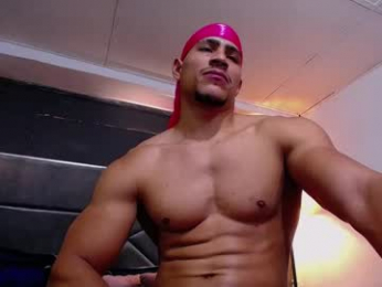 adam_fit19cm webcam model stream image