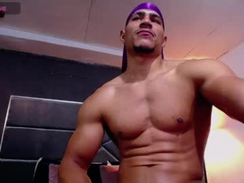 adam_fit19cm webcam model stream image