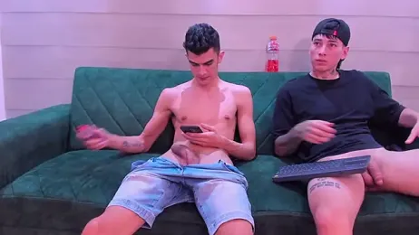 junior_friendss webcam model stream image