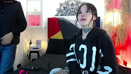 Tifanny_Sweett webcam stripchat model stream image