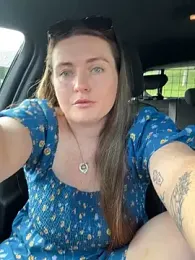 BustyBonnieUK webcam stripchat model stream image