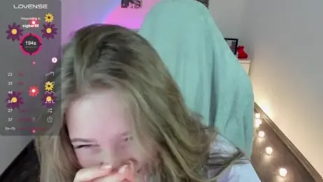 soft_as_a_flower webcam model stream image