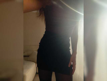 Myr-kiss webcam model stream image