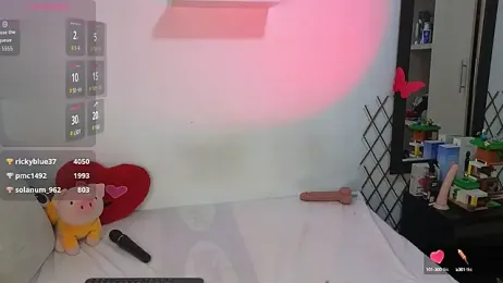 milky__boy_ webcam model stream image